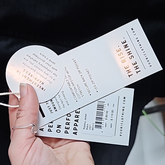 NWT Vuori Men's Ripstop Jacket in Black - Picture 6 of 8